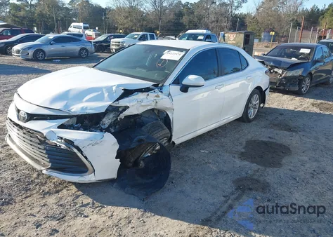 2021 Toyota Camry Le from USA, damaged, VIN 4T1C11AKXMU561025